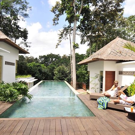 The Luku Villa Buwit Buitenkant foto