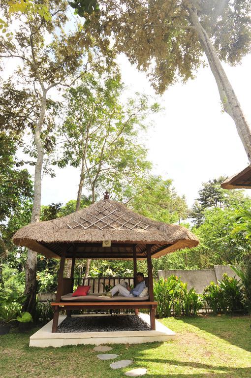 The Luku Villa Buwit Buitenkant foto